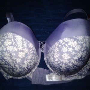 Delta Burke Bra